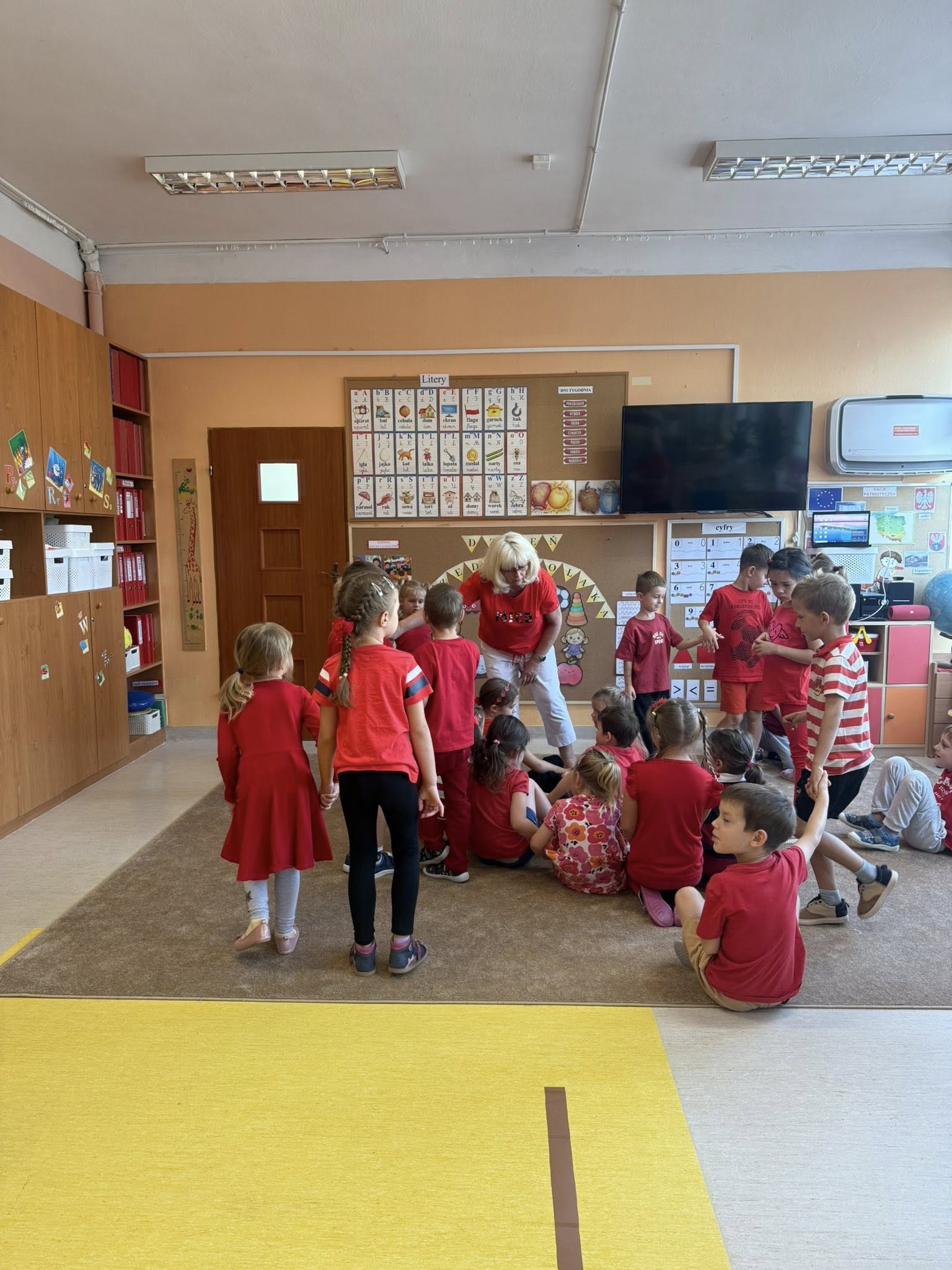 dzień p 9.jpg (345 KB)